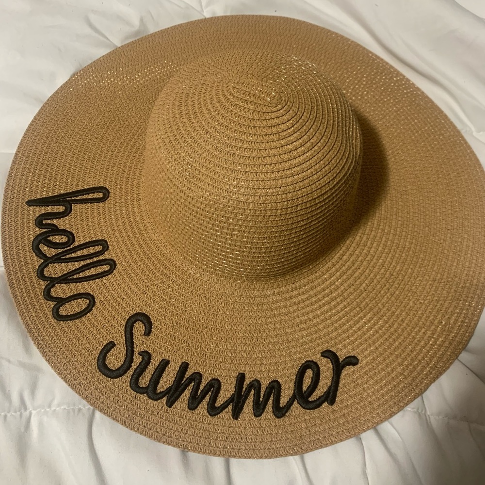 Sun hat!